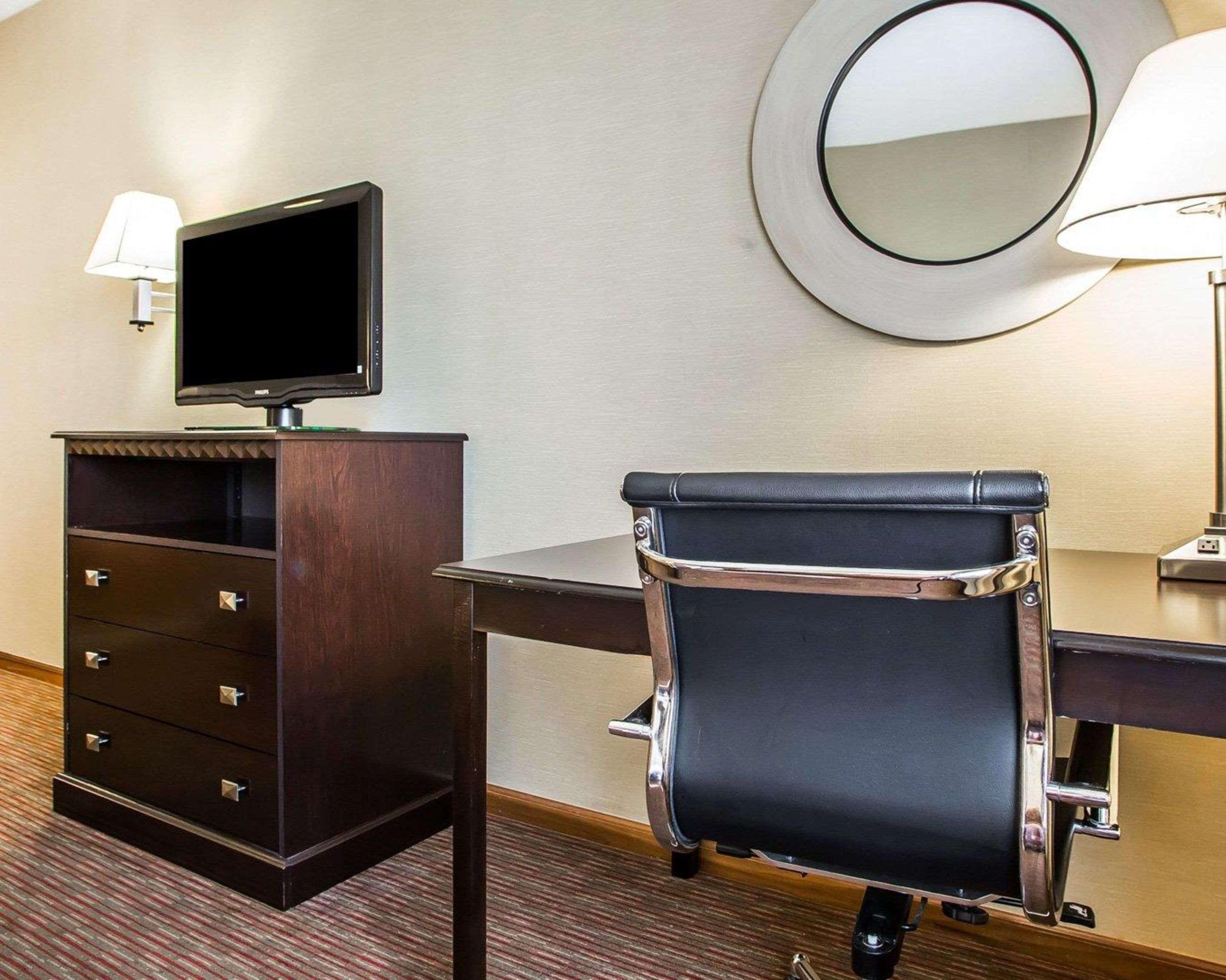 Quality Inn Greenville North Екстериор снимка