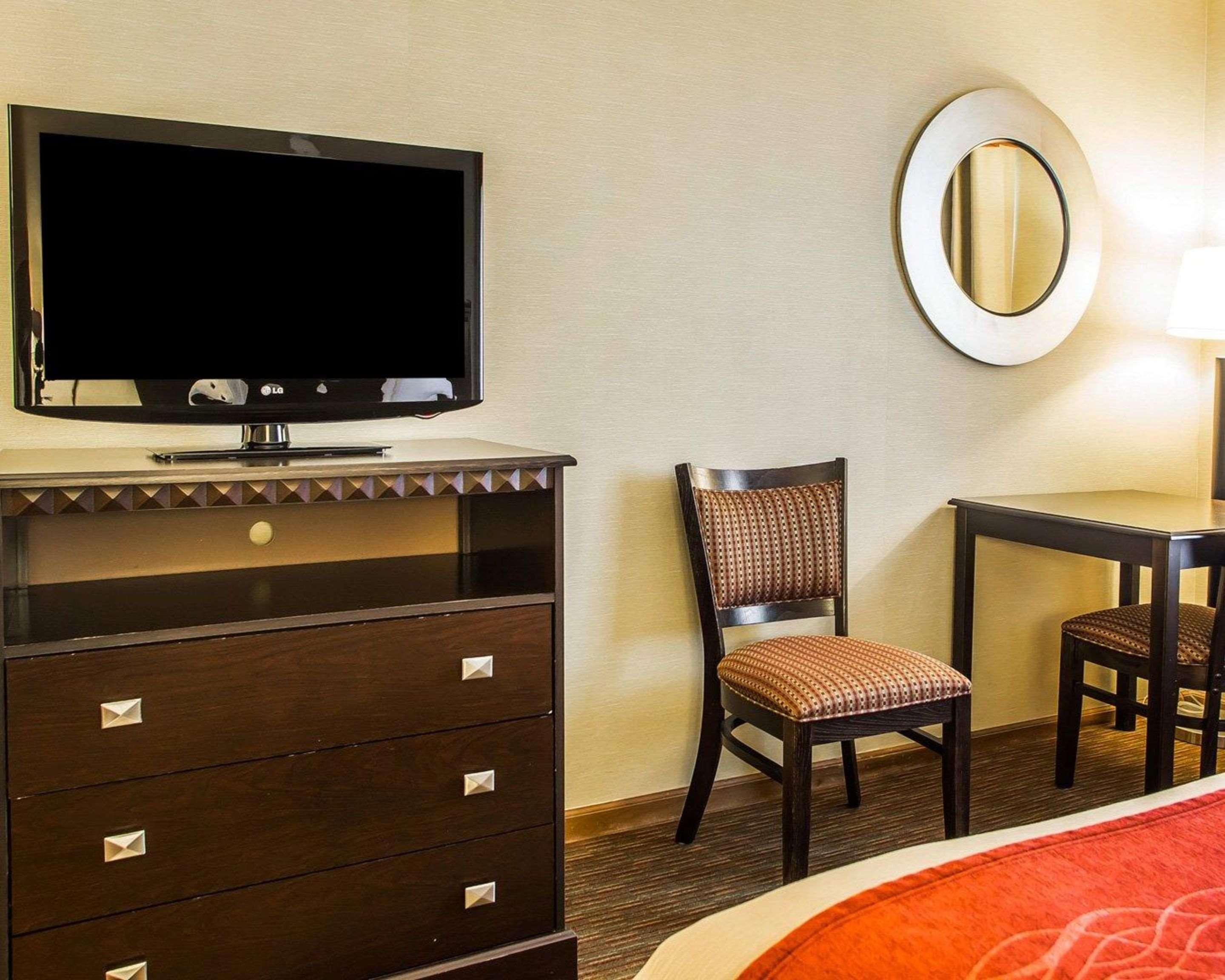 Quality Inn Greenville North Екстериор снимка